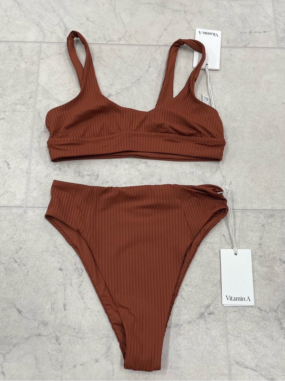 (VA-10) NWT Vitamin A Sienna High-Waist Ribbed Bikini Set Size: 6/Small - Picture 2 of 4